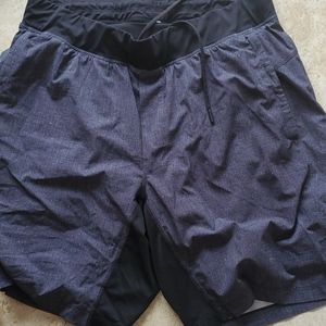 Lululemon shorts xl  blk/grey with liner